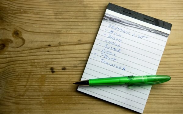 How to Make a Grocery List That Actually Saves Money