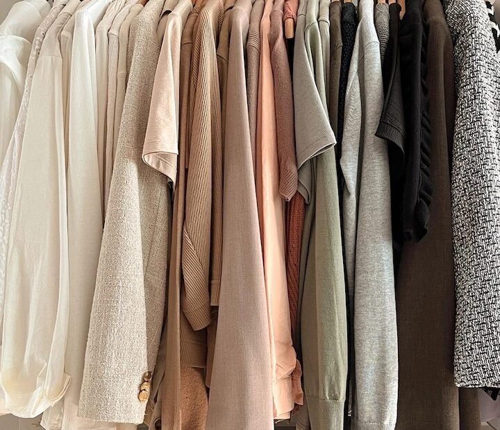 How Do I Build a Capsule Wardrobe on a $500 Budget?