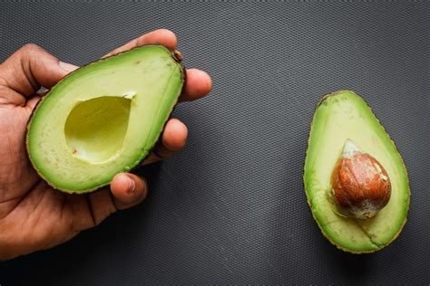 How to Keep Avocados From Turning Brown