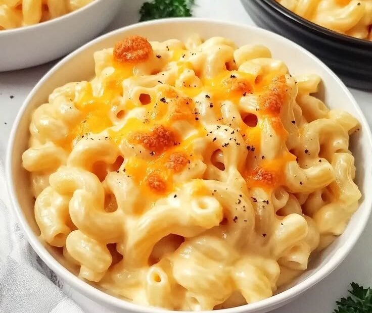 Creamy Mac and Cheese From Scratch (No Graininess)