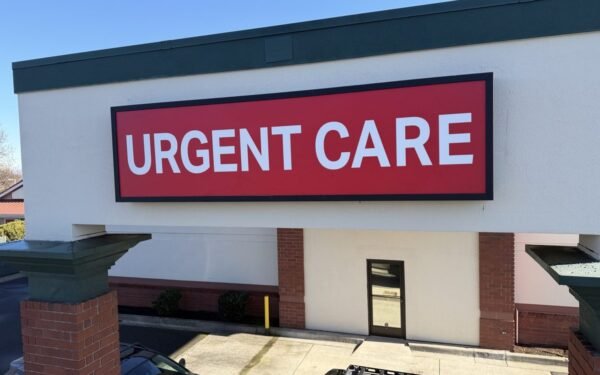 How Much Does an Urgent Care Visit Cost without Insurance?