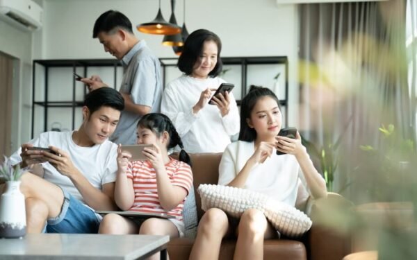 Shared vs Individual Cloud Storage Plans for Families