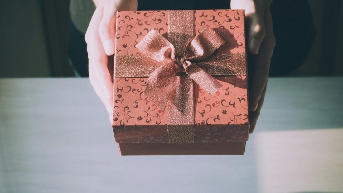 40 Meaningful Gifts for Under $25