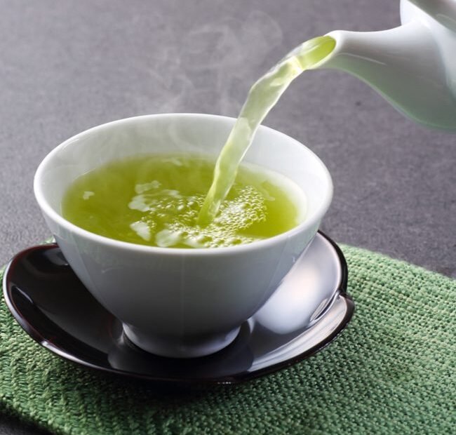 What Are the Benefits of Drinking Green Tea Daily?