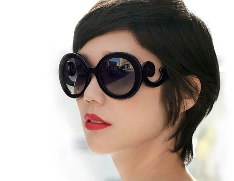 What Are the Best Sunglasses for a Round Face?