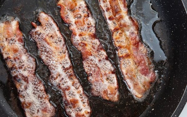 Best Way to Cook Bacon Without the Mess (Oven Method)