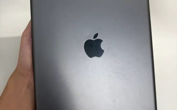 Buying a Used iPad? 9 Things to Check First